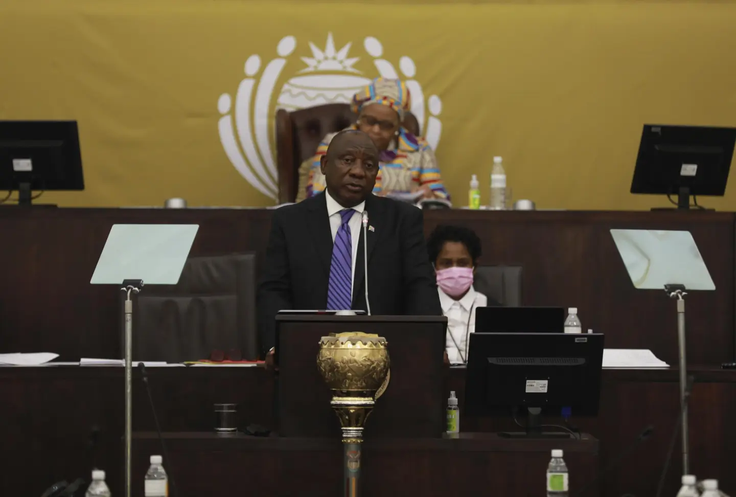 South African President Under Investigation for Unreported Theft